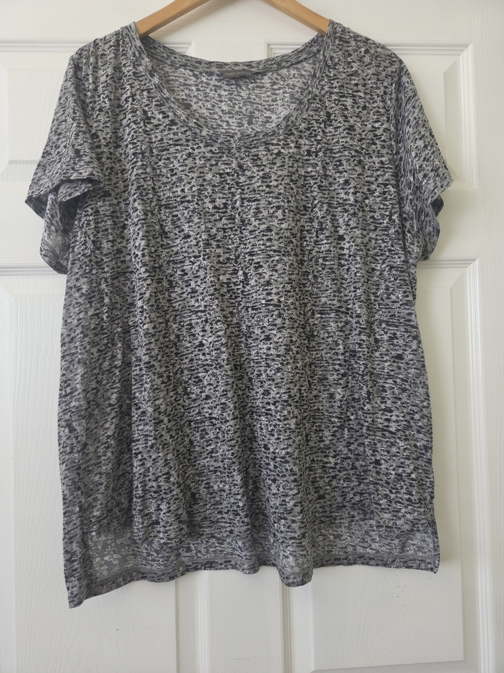 Vince Camuto Women's Gray Marled Scoop Neck Top 2X